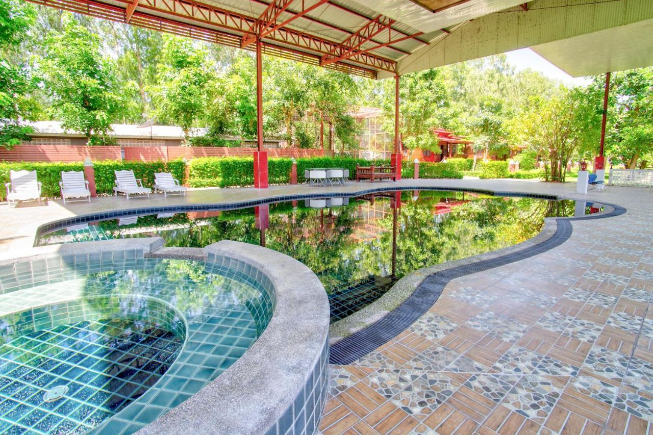 Thaiasia Goldensea Resort Phra Nakhon Si Ayutthaya Exterior photo